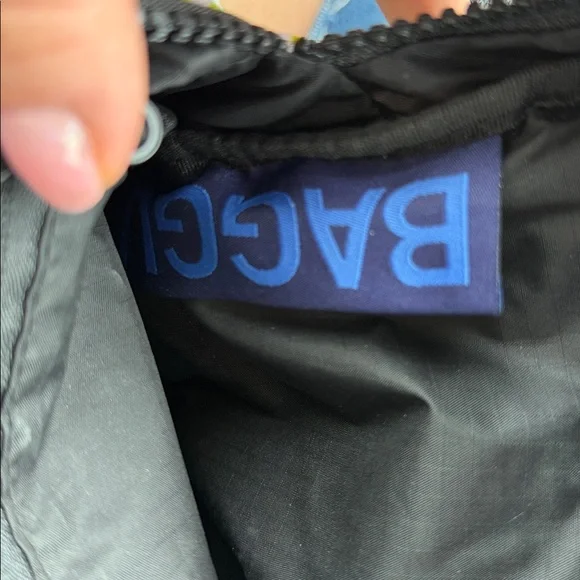 Baggu Fanny pack - Picture 2 of 3